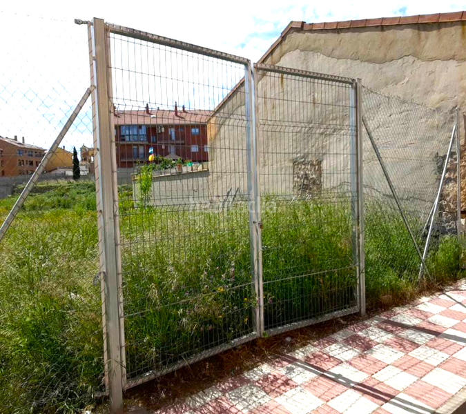 Foto d590ff66-5378-487a-9bbb-d24edc16b616. Casa adosada en Muela (La)