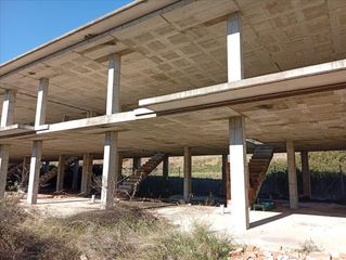 Chalet  Lg pau-6  granja girona