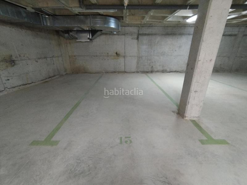 Foto aad25f21-c547-41e4-8459-b6f46402adfa. Autoparkplatz in Castalla