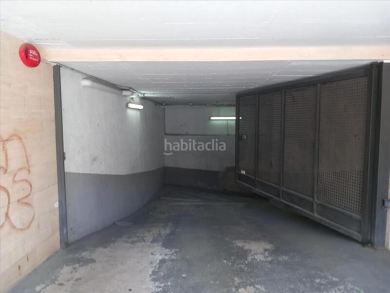Foto c94a5f5f-721f-43b5-9b85-e02e65eac54b. Posto auto in Centre Masnou (El)