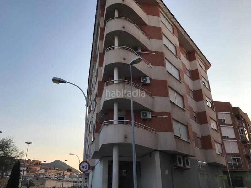 Foto 4a88875a-6e81-402e-b3c5-e7646c3cfbb2. Aparcament cotxe a Onda