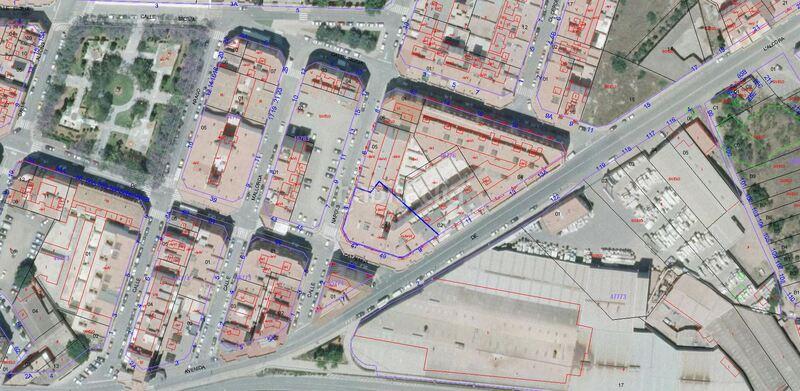 Foto a75974e4-0b1c-4234-9eb1-4aba2d1a623e. Parking coche en Onda