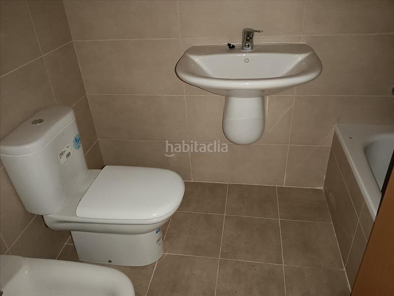 Foto 0b65703c-53c1-44a5-a782-a086f6916bd7. Edificio en Palomar