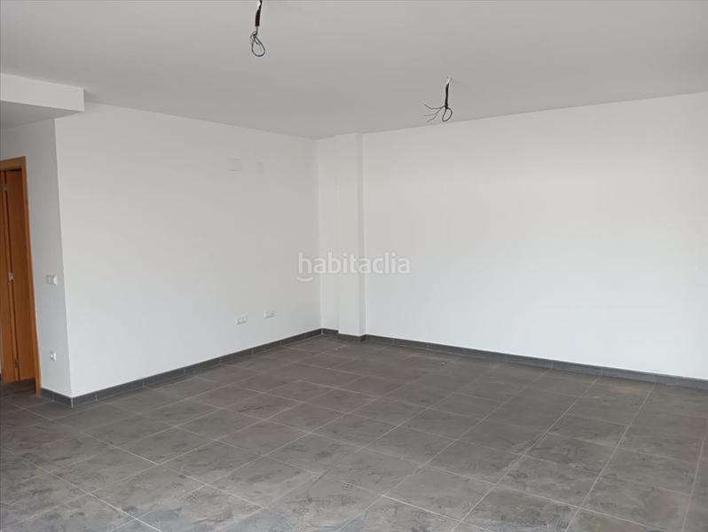 Foto bfb69400-12a1-4e32-8023-cc906422541a. Edificio en Palomar