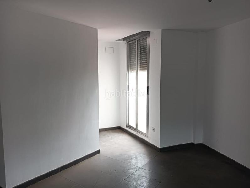 Foto d5c9be33-dad1-4c87-818b-7d0a151b001c. Edificio en Palomar