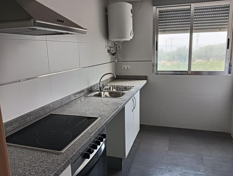 Foto 56776fab-c30b-4021-8491-000abe4ba42c. Edifici a Palomar