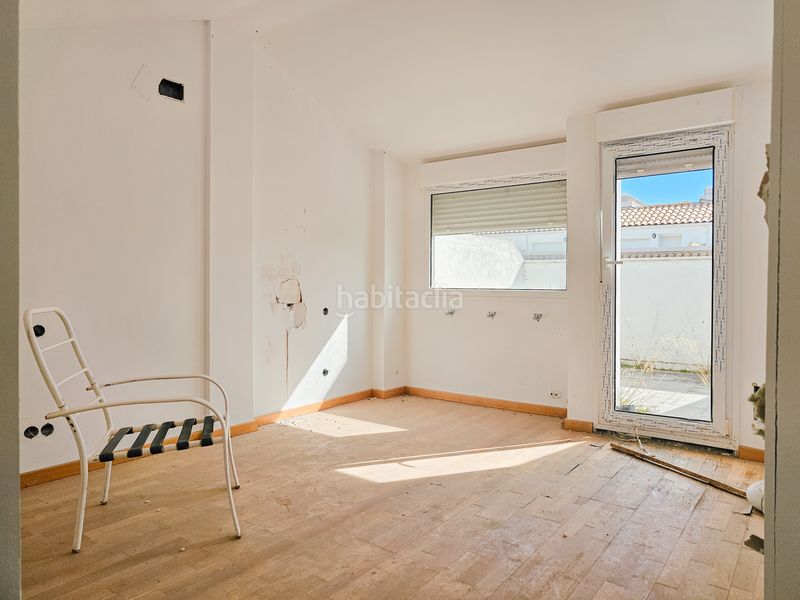 Foto a991af78-3168-4f98-bf13-8a171ad8cc84. Pis amb aparcament a Muela (La)