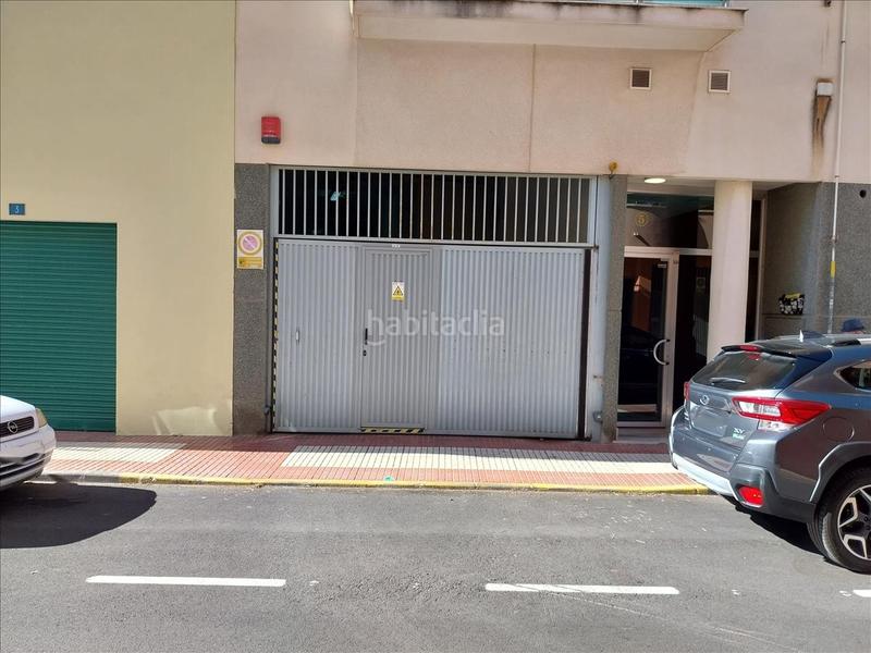 Foto 4850c362-ae5b-4500-b814-cb40d2c5b0f2. Car parking in Pueblo Benicasim / Benicàssim