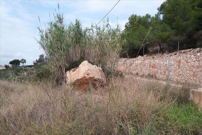 Foto 2b9b256a-98f5-41a3-b7df-1dc46a3526a5. Residential plot in Cumbres de Calicanto Torrent