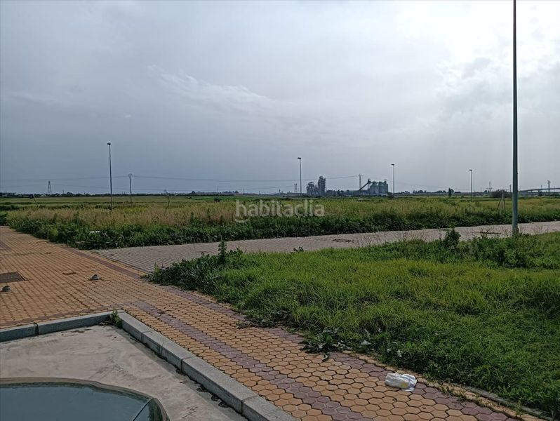 Foto e9857382-3352-4069-b6c9-322a5dd856be. Terreny residencial a La Paz Alcalá de Guadaira