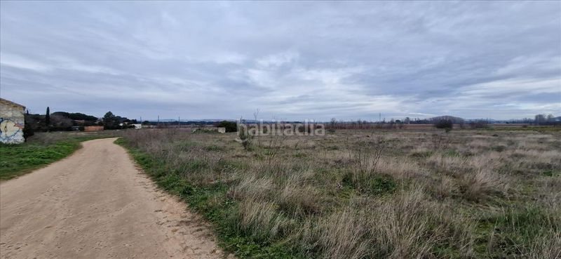 Foto d808af4a-ad30-4034-a152-1fad93e32eb7. Residential plot in Laguna de Duero