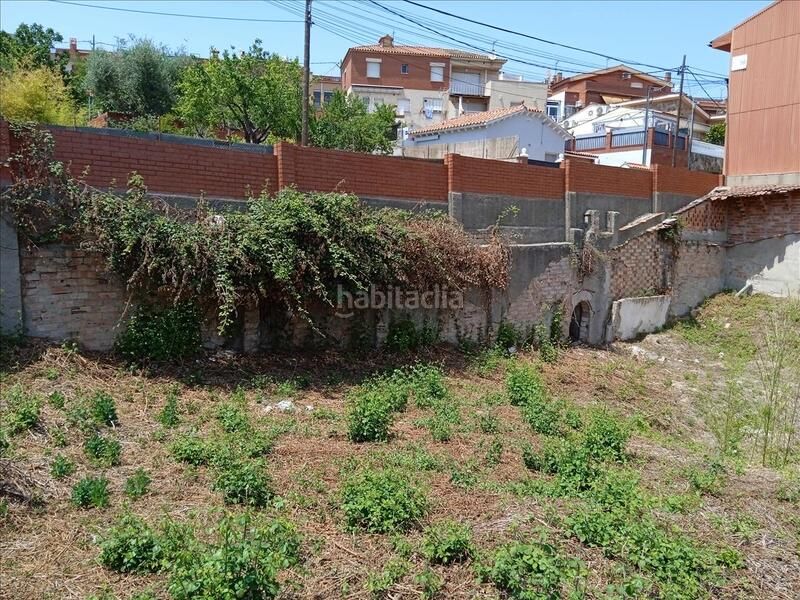 Foto b7663c78-9a34-4a18-b26f-fc4d30369775. Terrain résidentiel dans Ca n´Oriol Rubí