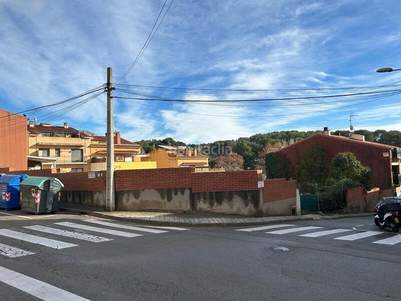 Foto cfbeb57a-112e-4ada-9375-6e94d6dafbaf. Terrain résidentiel dans Ca n´Oriol Rubí