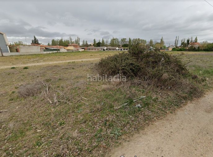 Foto bbcb621a-ed41-4505-855a-7d59afa5a136. Terreny residencial a Laguna de Duero