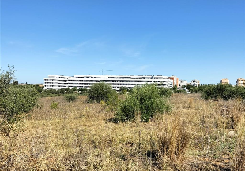 Foto b6206927-d1fd-4a2b-9273-d3b40557c696. Terreno residencial en Nuevo Bulevar Mairena del Aljarafe