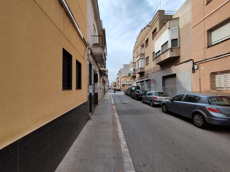 Foto 5036028f-583b-45ae-9de8-23fac93f4742. Terreny residencial a Centre Prat de Llobregat (El)