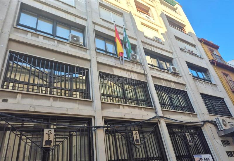 Foto 9b682f02-b4df-4ad1-bc2c-a8bf2176f0b6. Local comercial a Centro - Sagrario Granada