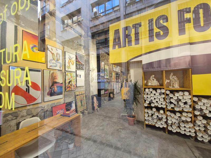 Foto 7a360454-0c59-4eb9-b833-fdf0c1b28dcf. Local commercial dans Centro - Sagrario Granada