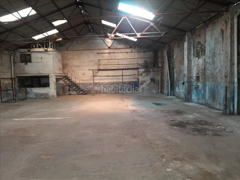 Foto 80c832a7-52b9-4ea0-bfe2-c2ab3a2892a1. Solar industrial en El Pilar Villarreal / Vila - real