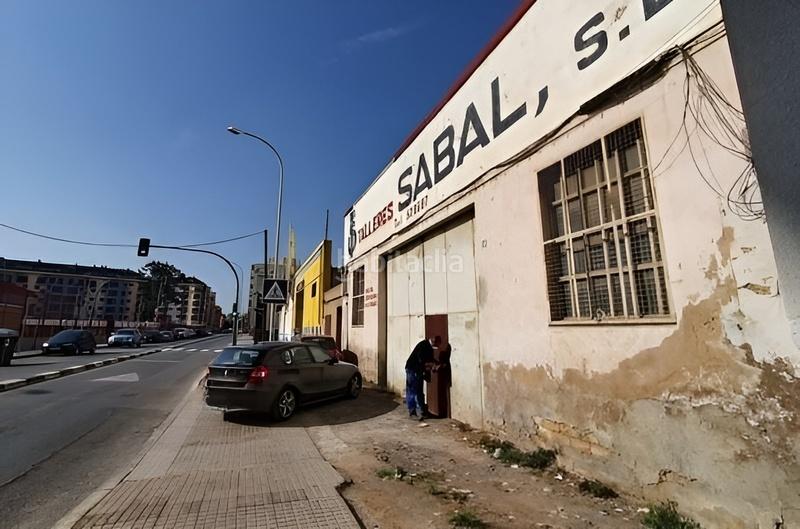 Foto a0287e80-bf7b-4978-aff2-1c2c12274a0a. Solar industrial en El Pilar Villarreal / Vila - real