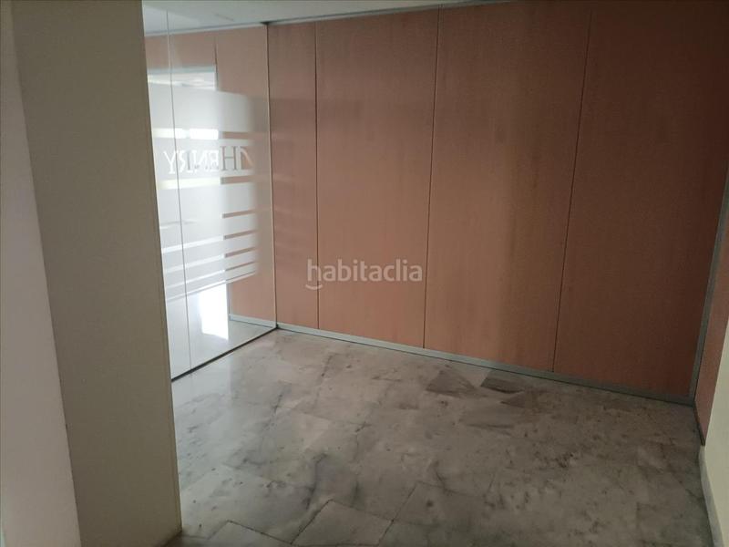 Foto 93514e6b-36ce-43c9-81c9-e4b330dc475d. Office space in Urbadiez - Entrepuentes Sevilla