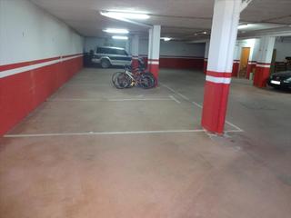 Parking voiture  Calle voluntarios protección civil
