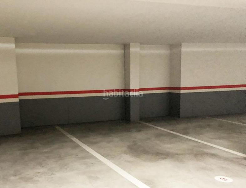 Foto c7a25f2a-ba83-48fe-9127-1cdfdc4ffb85. Parking coche en Sur Ávila