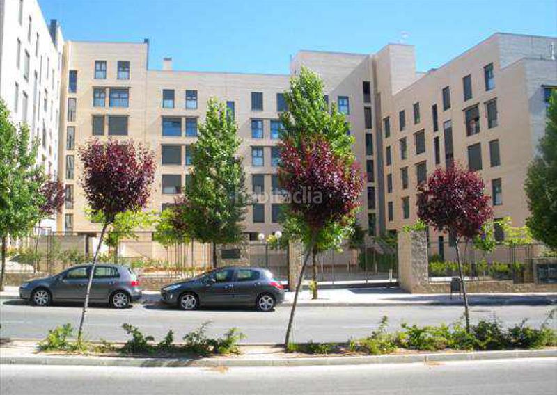 Foto 2a1aaf6c-a195-4628-b737-b850763f8f5a. Parking voiture dans Tempranales San Sebastián de los Reyes