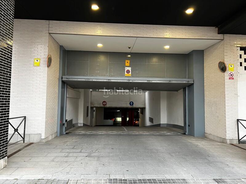 Foto 32de979c-bc56-4af0-a31f-487e8f5dc2f1. Parking coche en Centro Arganda del Rey