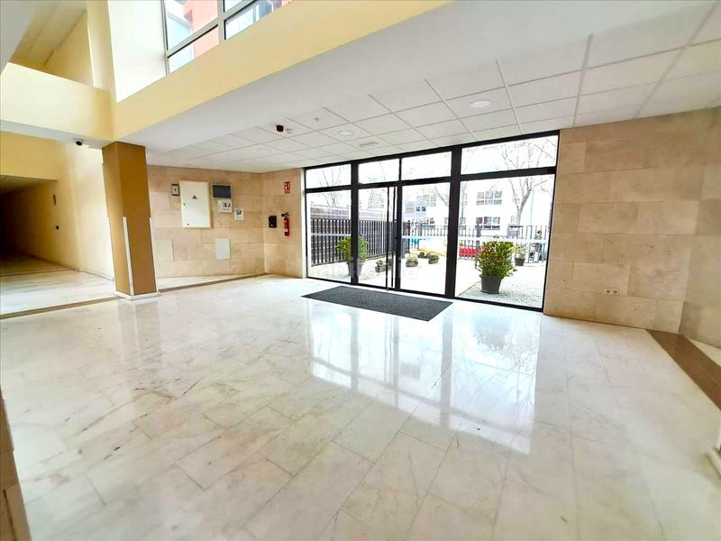 Foto 5bdf4ac7-3e7c-41b7-8399-954a7c513d9b. Car parking in Zona Industrial Tres Cantos