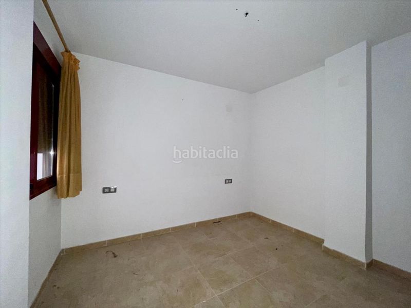 Foto 06b8bf9c-b817-414e-b5c9-e577b9bb3e00. Pis a Almenara