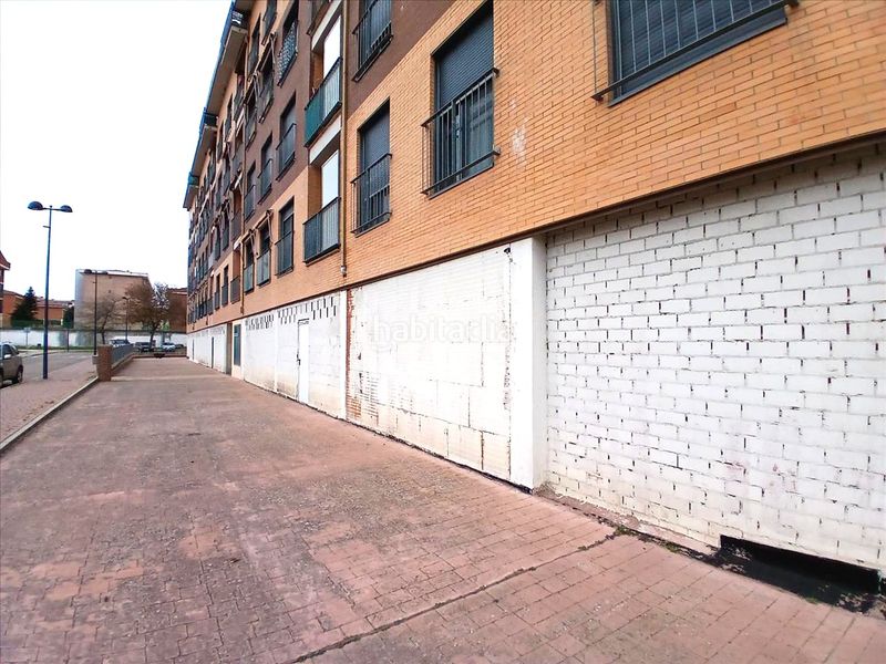 Foto 2162feba-326c-4df8-9ece-16dfc40f5219. Local comercial a Cuéllar