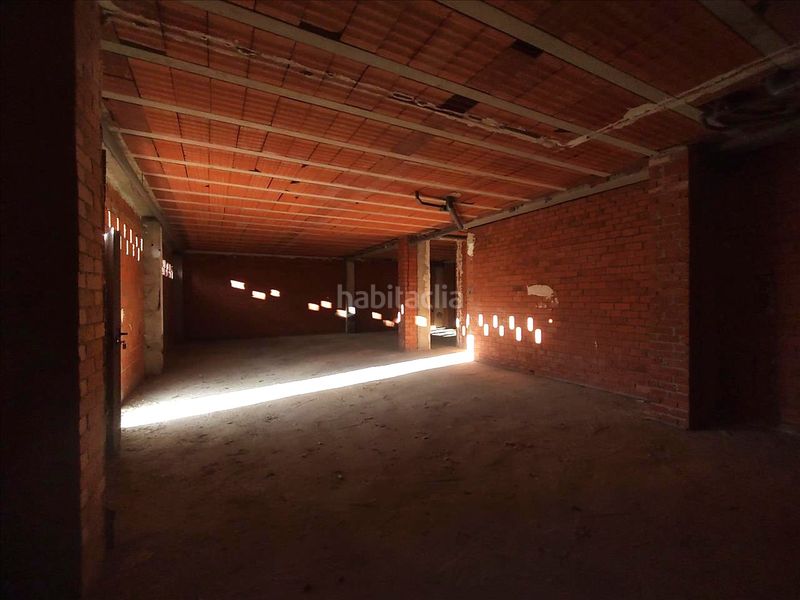 Foto b665c13a-7b72-4304-9a3d-a439f1be2c81. Local comercial a Cuéllar