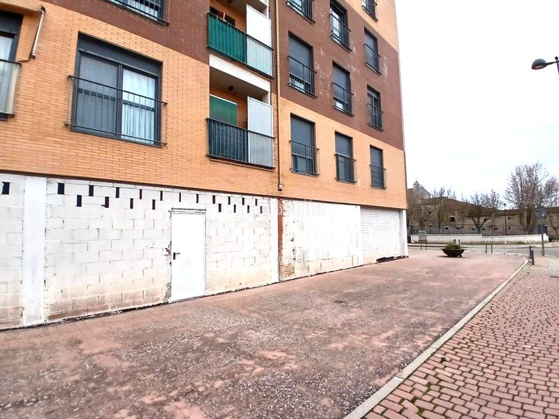 Foto c7214018-158e-46e3-aa9c-f4e607954cc7. Local comercial a Cuéllar