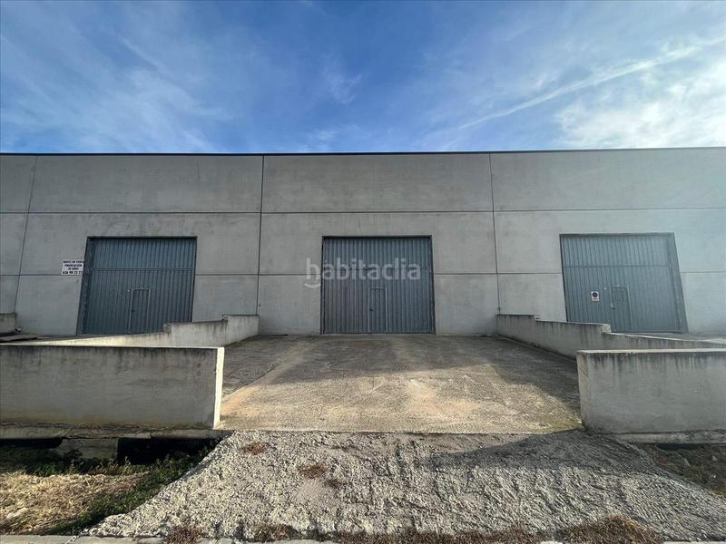 Foto c27e867b-af87-4b6a-8dc5-d70c8f813f0e. Nave industrial en Borges del Camp (Les)