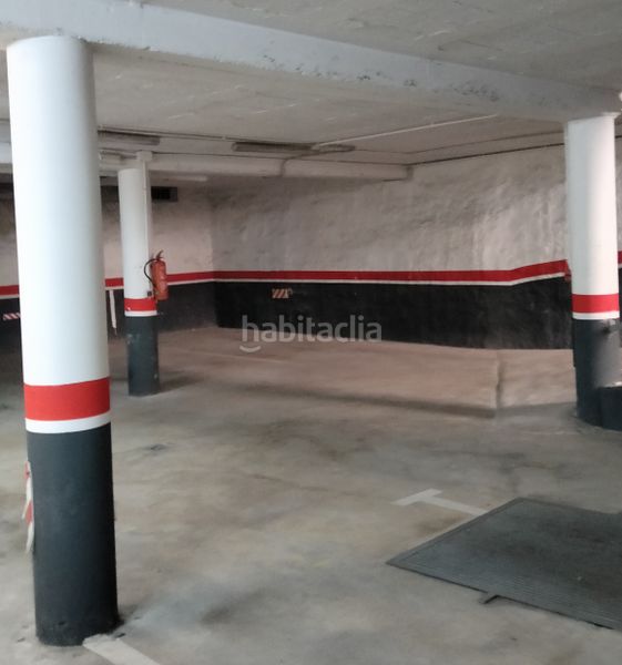 Foto 3cd77124-6336-4901-b371-add7c9babe45. Aparcament cotxe a El Remei Badalona