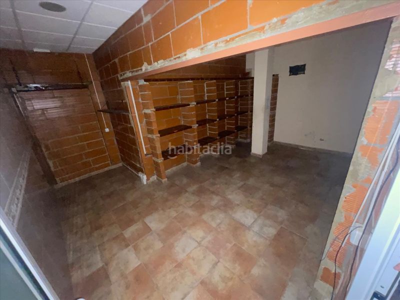 Foto cf49197b-fa3b-465d-a98b-2fb5abc619d2. Local comercial a Poblenou Pineda de Mar