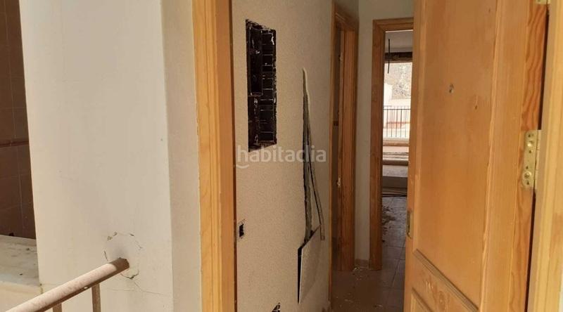 Foto 925a916b-ec31-4049-b4df-6c225ab018a0. Aparcament cotxe a Terque