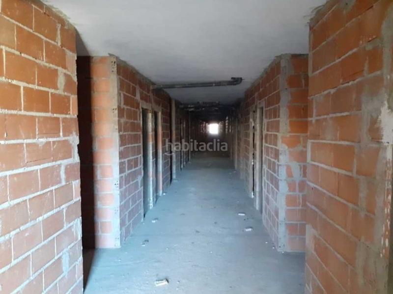 Foto fd9149ab-714e-4cdc-a0f2-af66cca26ac1. Aparcament cotxe a Terque