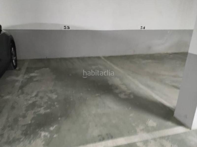 Foto f878489c-ea13-4985-8d00-7eca8b0db3cf. Aparcament cotxe a Verger (el)