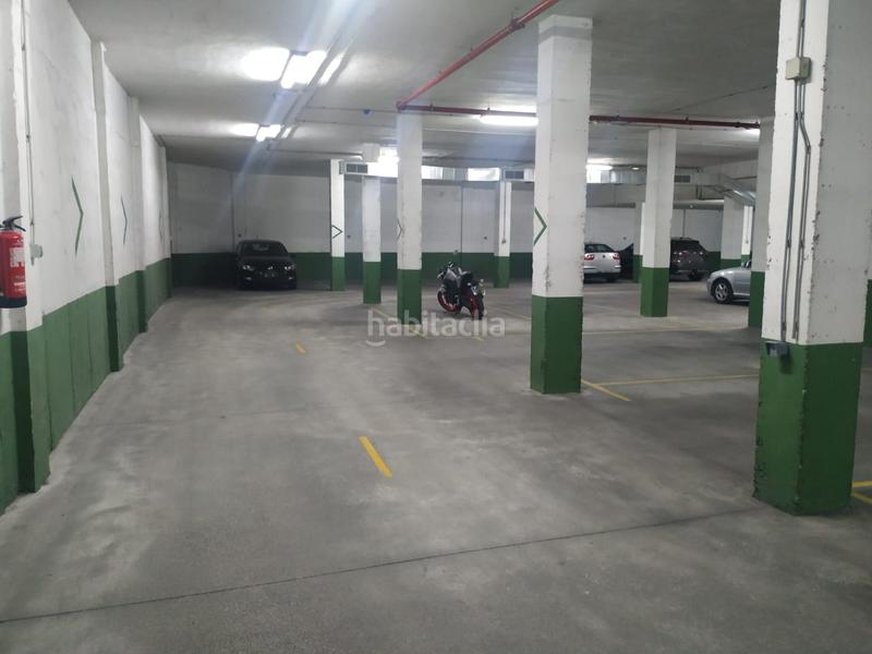 Foto d6badd3f-dfb9-44d8-acc4-87f2b6bcdf0f. Parking coche en Carrús Oeste Elche / Elx