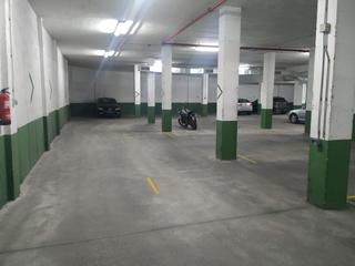 Car parking  Vicente fuentes sansano