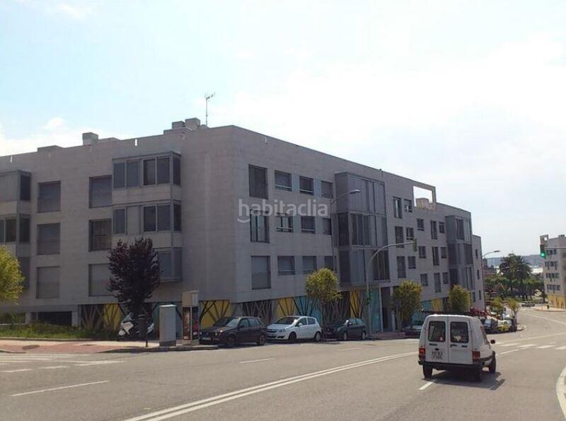 Foto c27a0f7a-bc78-4694-8c2a-4b6f09a5f0bb. Local comercial a Sardoma - Castrelos Vigo