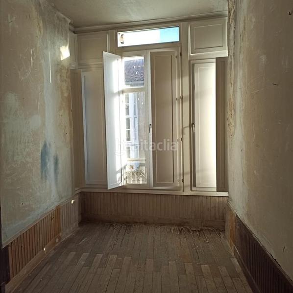 Foto aac2bff9-1a8b-430f-af88-91063ec12ceb. Apartamento en Casco Histórico Santiago de Compostela