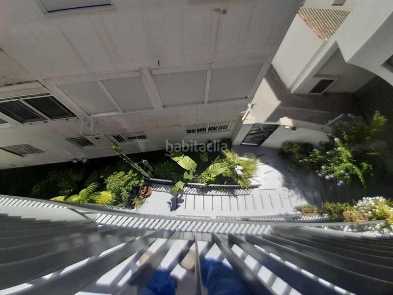 Foto 3cfdfb02-f5fe-4a08-8161-c650169061ea. Parking coche en Centro Lucena