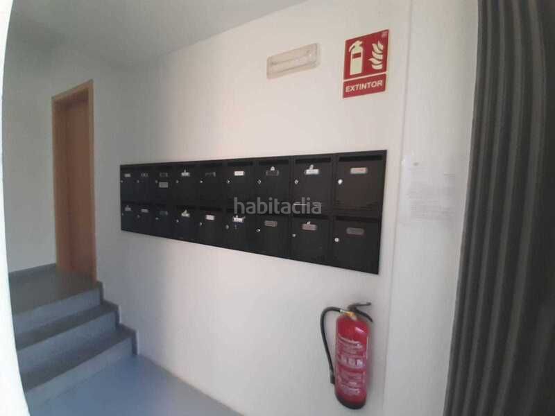 Foto 0c8c4b60-e227-4682-9c6b-7aee52352c79. Car parking in Centro Lucena