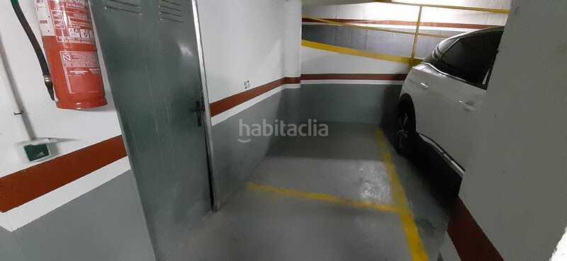 Foto 13759fb6-ce8b-4a2c-97af-06f0fe5a4fa0. Parking coche en Centro Lucena