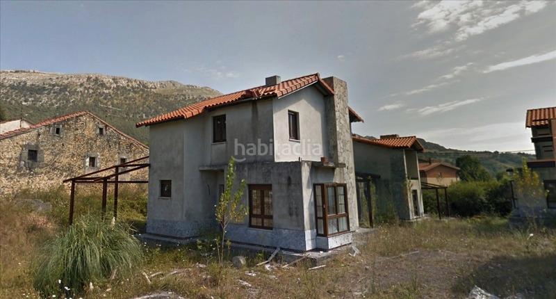 Foto bc90771c-060b-4d04-b7b4-f336293c1255. Edificio en Ruesga