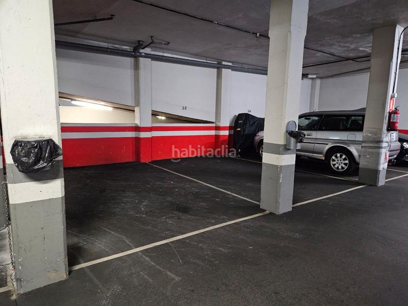 Foto b7b80f0c-012e-4970-9ed3-4bcd20f8beba. Parking coche en Montevil Gijón