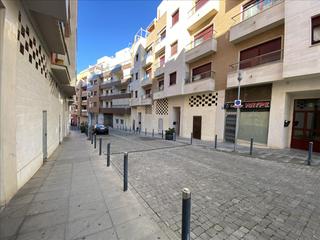 Local commercial  Magisterio